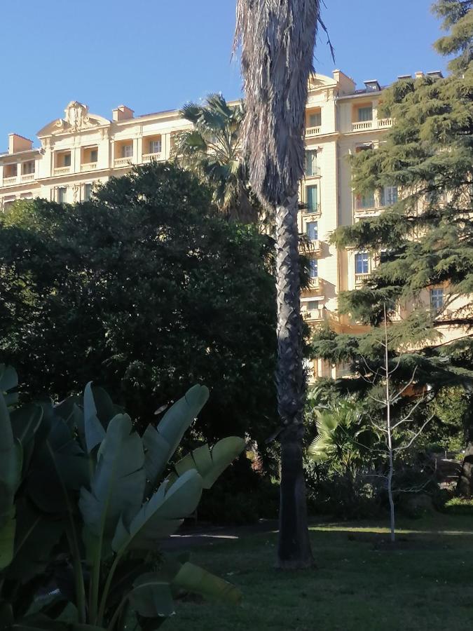 Imperial Palace Bord De Mer Μεντόν Εξωτερικό φωτογραφία